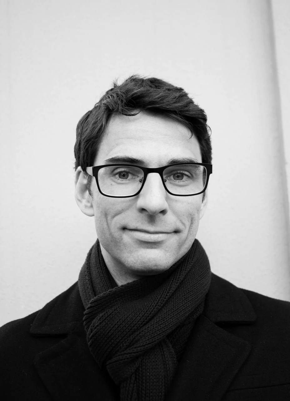 Felix Stark - Designer vom NOOK und PLANE Bett